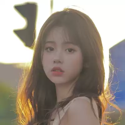 通薏冉